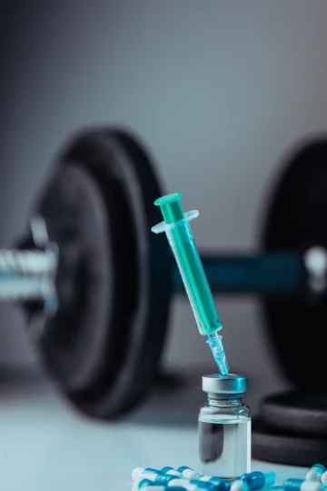 Steroid Kullanımı ve Zararları: Sporda Sağlıklı Performans İçin Bilinmesi Gerekenler